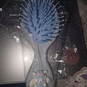HK Cinnamonroll Kids Blue and White Hairbrush